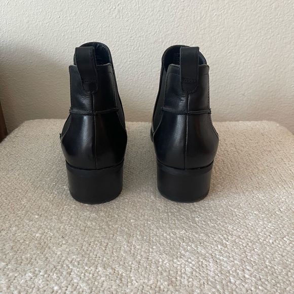 Steve Madden Dicey Ankle Boots - Picture 6 of 7